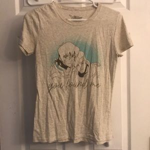 Hot Topic “You Found Me” Voltron t-shirt